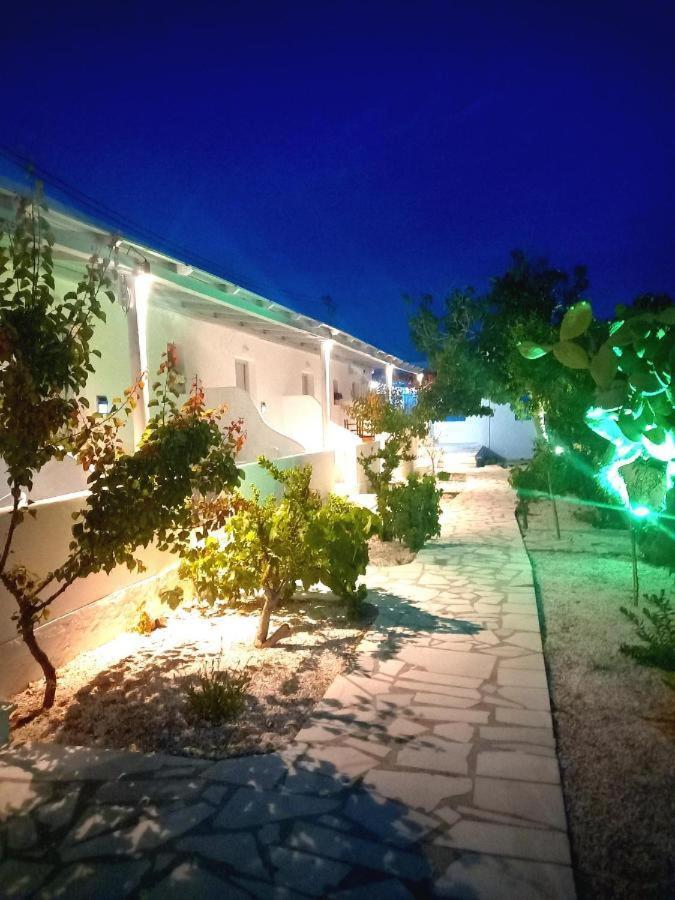 Naxos Beachwalk Rooms Naxos City Exterior foto